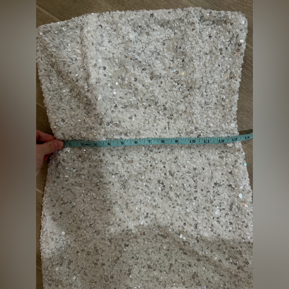 NWT Retrofête Heather Sequin Mini Dress in Silver/White ($598) Size M - Picture 7 of 13